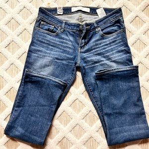 Abercrombie & Fitch size 4L 27x35